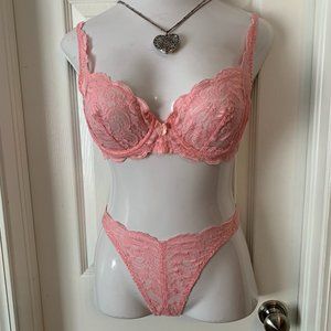 Vintage 90's Victoria's Secret Bra and Panty Set